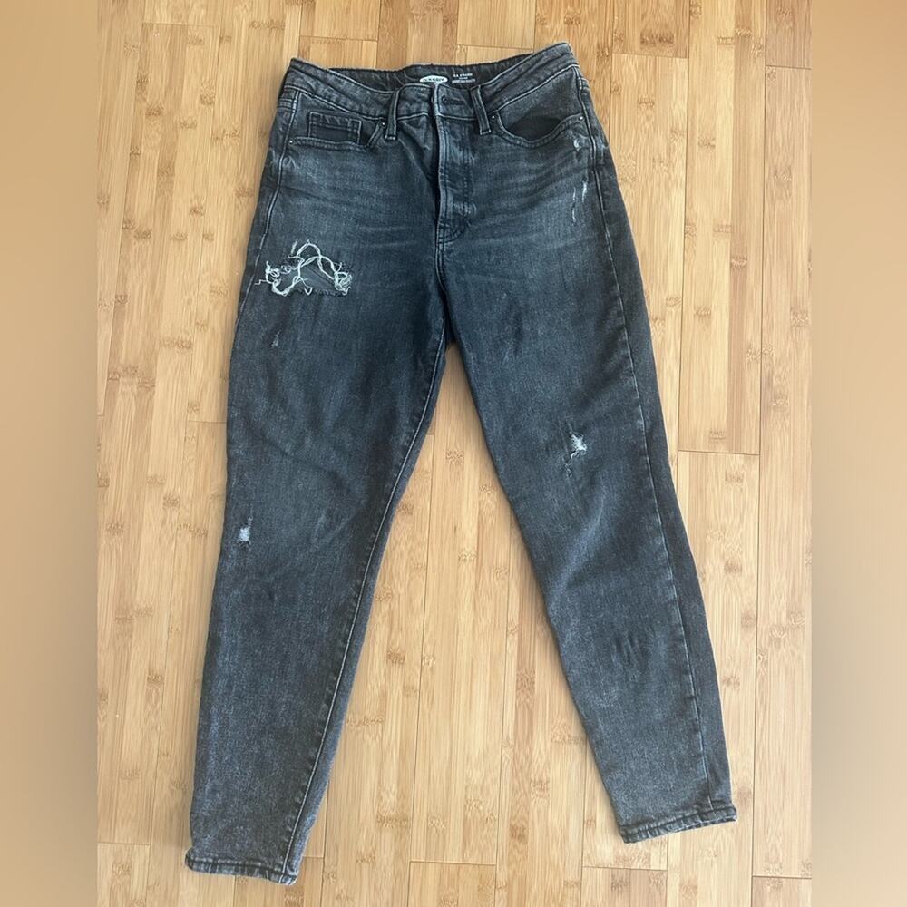 Old Navy Women’s Distressed Jeans - OG Straight
